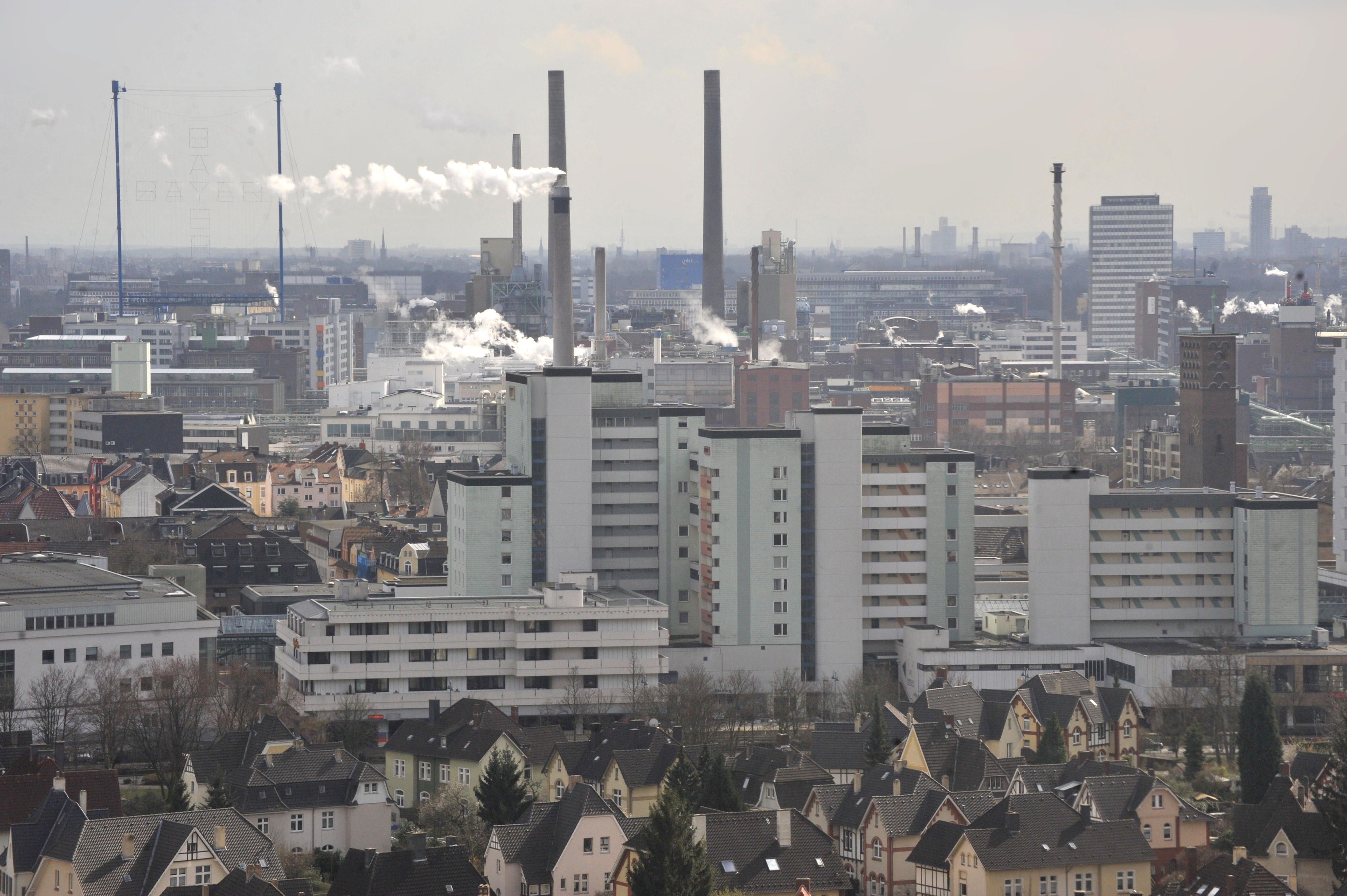 leverkusen-wiesdorf-mit-chempark-ALF_5353