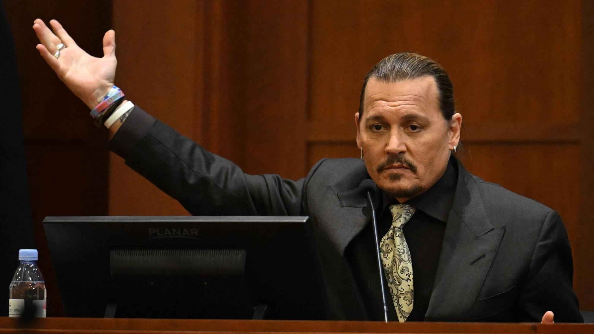 Depp Johnny afp Geste