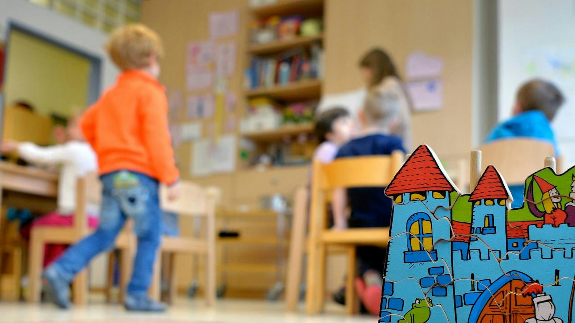 Kinder spielen in der Kita