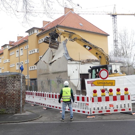 Herzhäuschen Abbruch rös