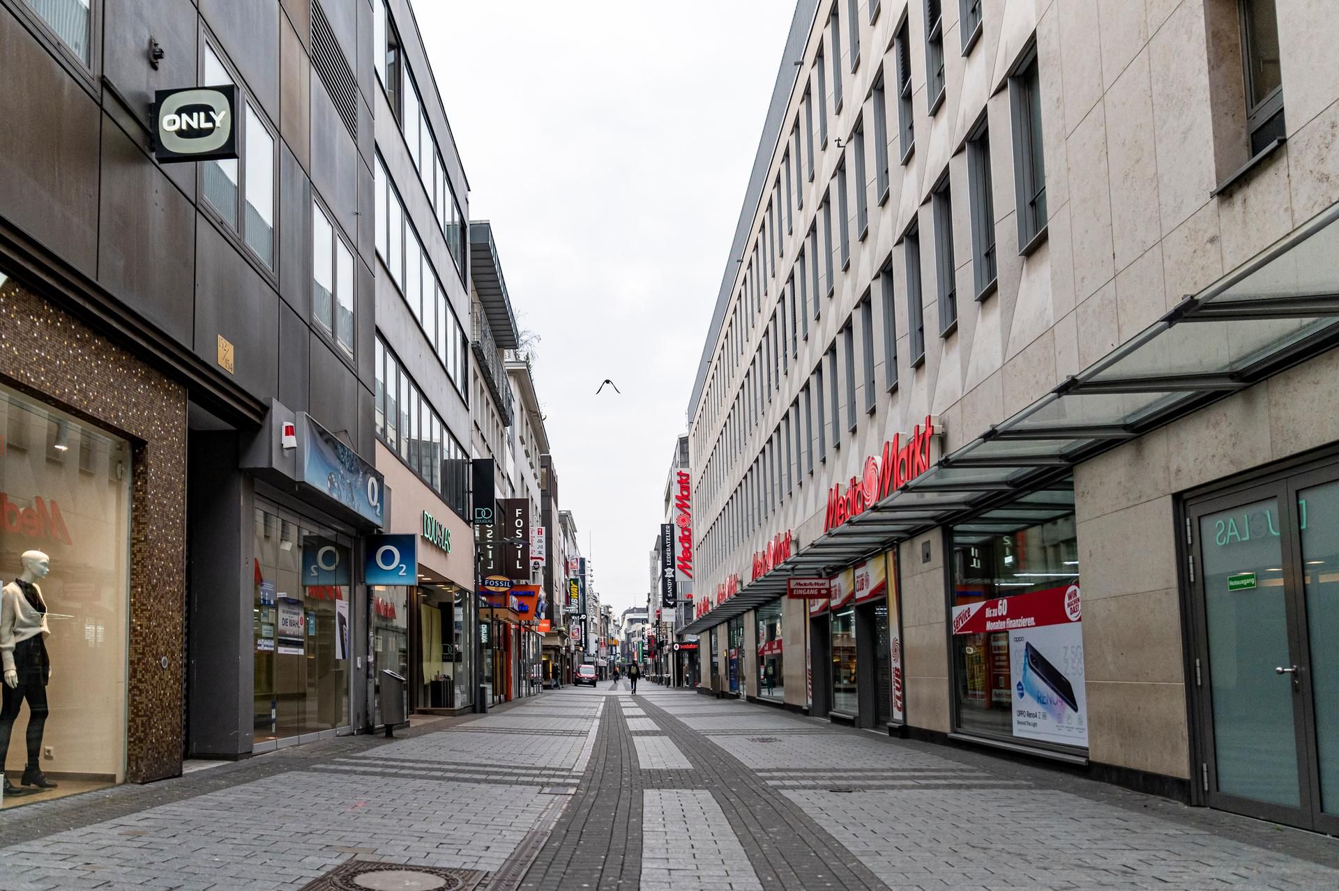 Leere Straße Köln
