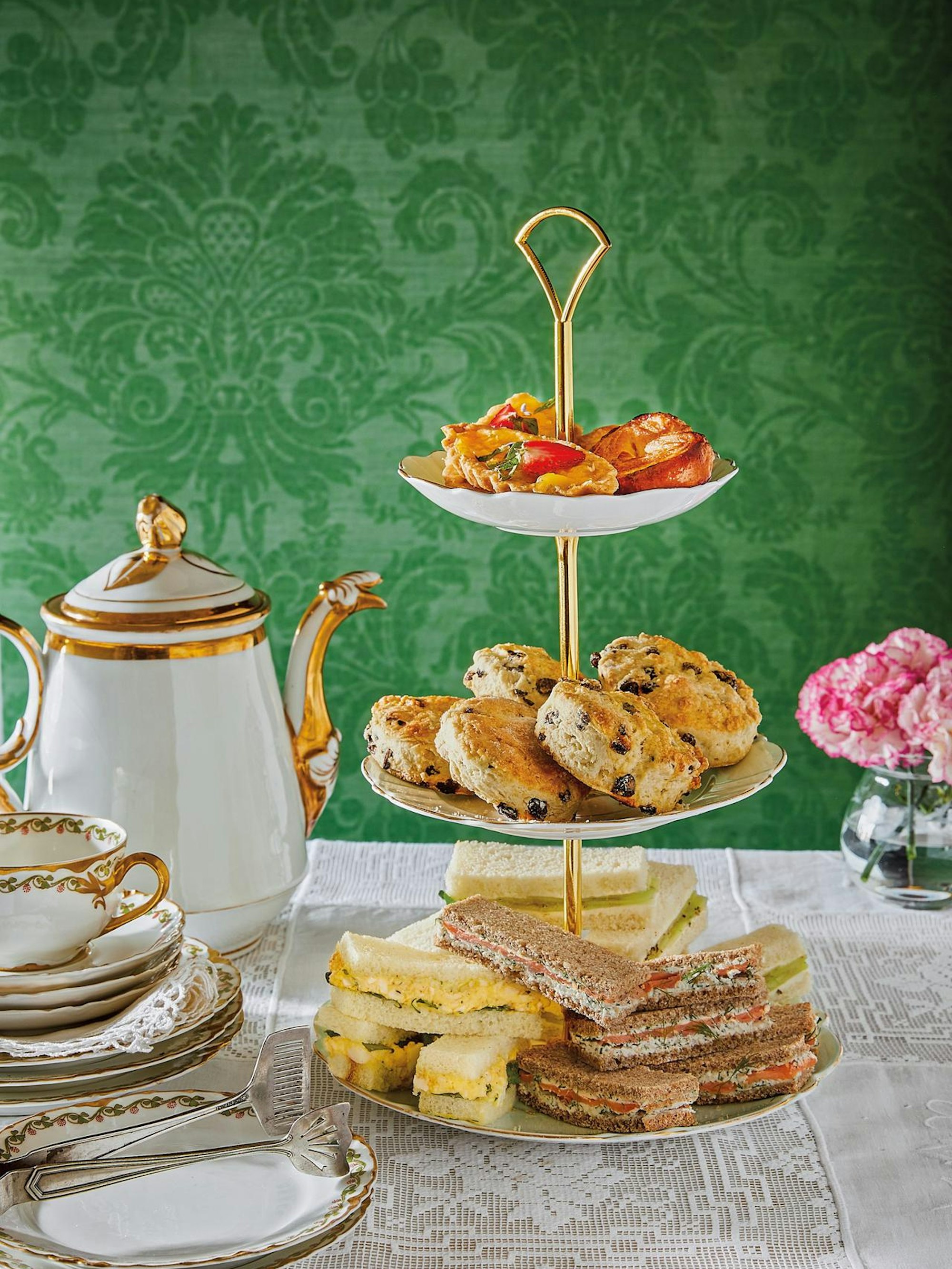 Tetaime Etagere dpa hoch