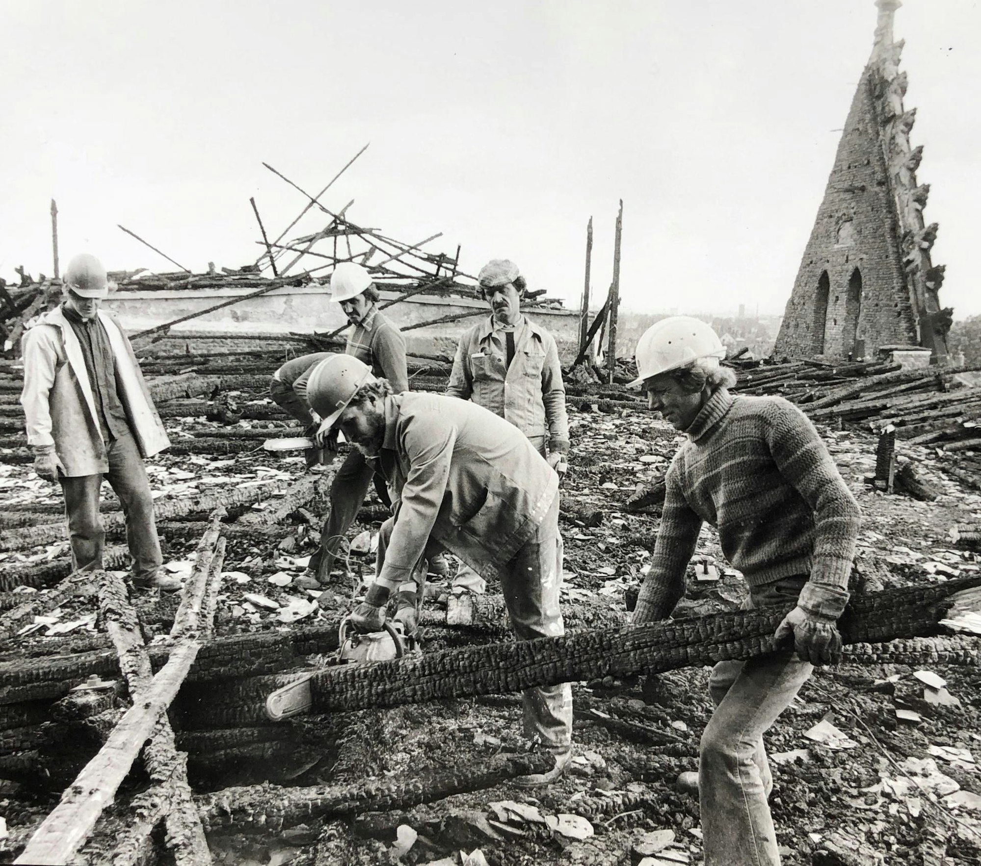 brand-agneskirche-juni-1980-bild-holubovsky