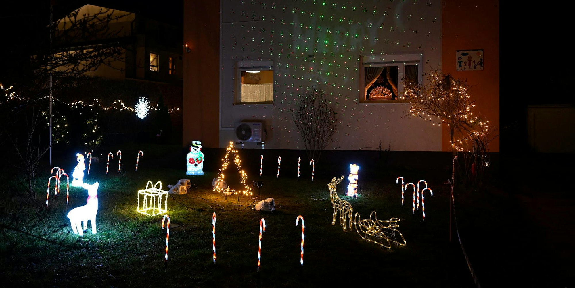 Weihnachtsbeleuchtung Haas Rösrath-Forsbach 2020 Luhr