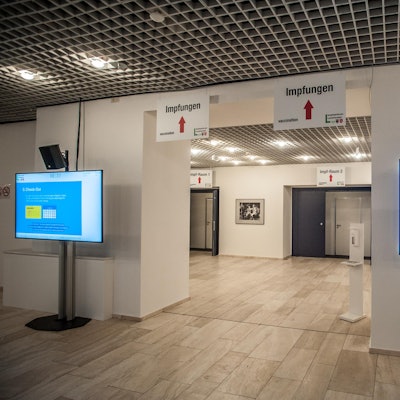 uebergabe_impfzentrum-leverkusen_ALF_5868