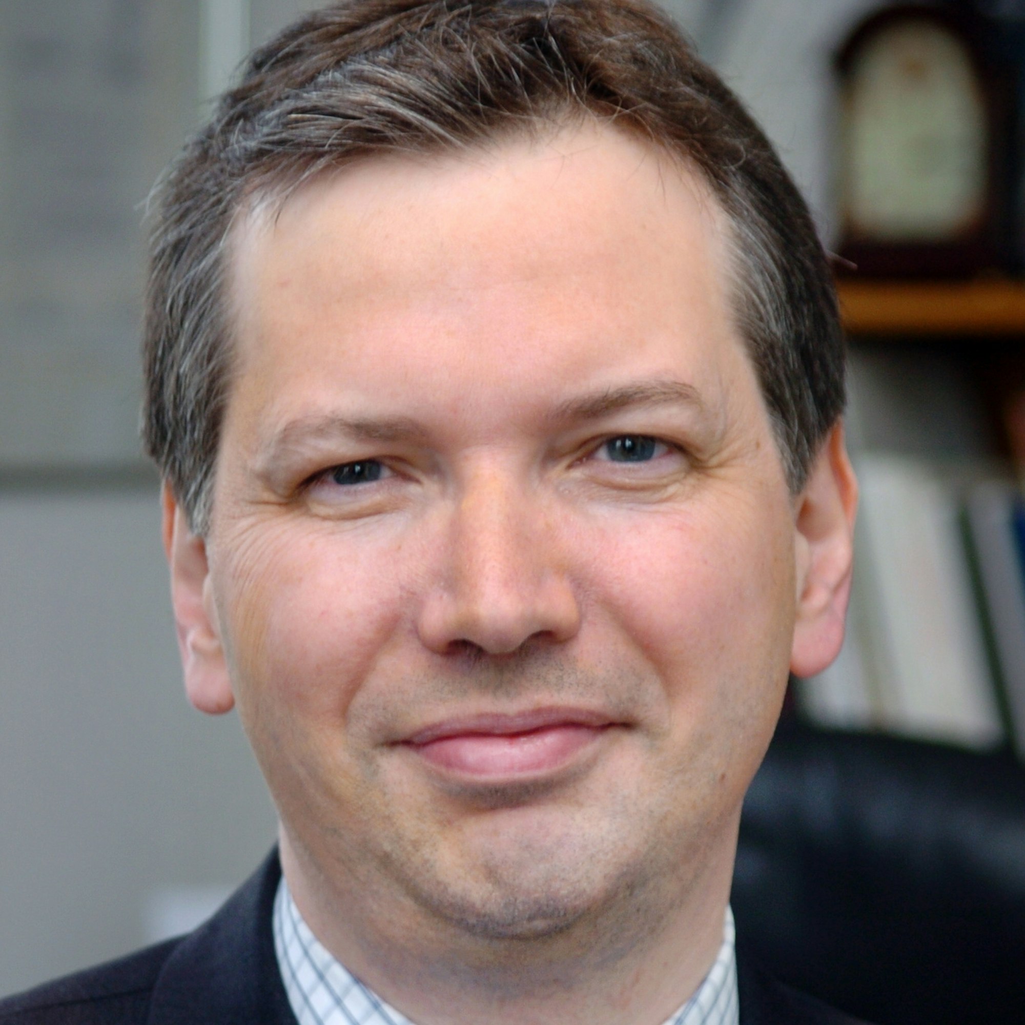Prof. Dr. Hartmut Göbel