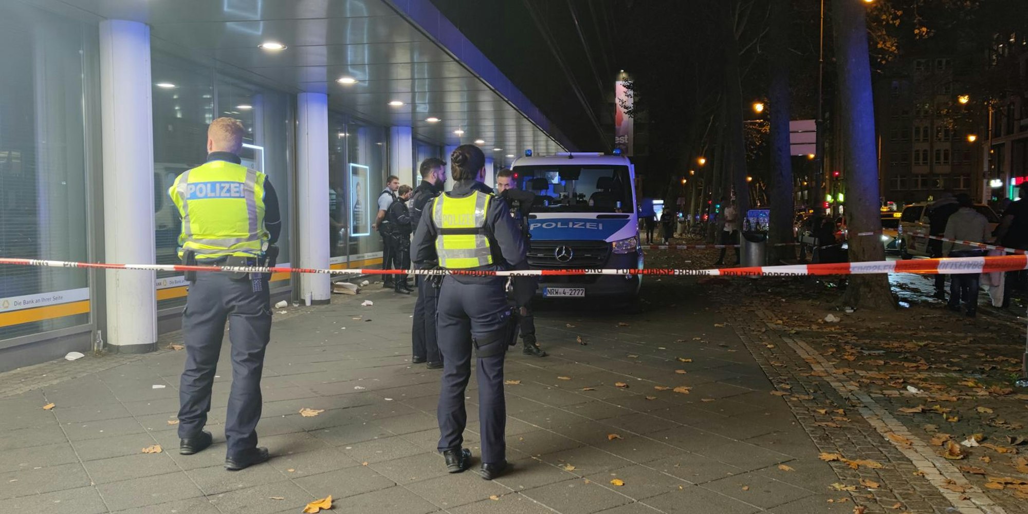 Schlägerei Ringe Halloween JASMIN