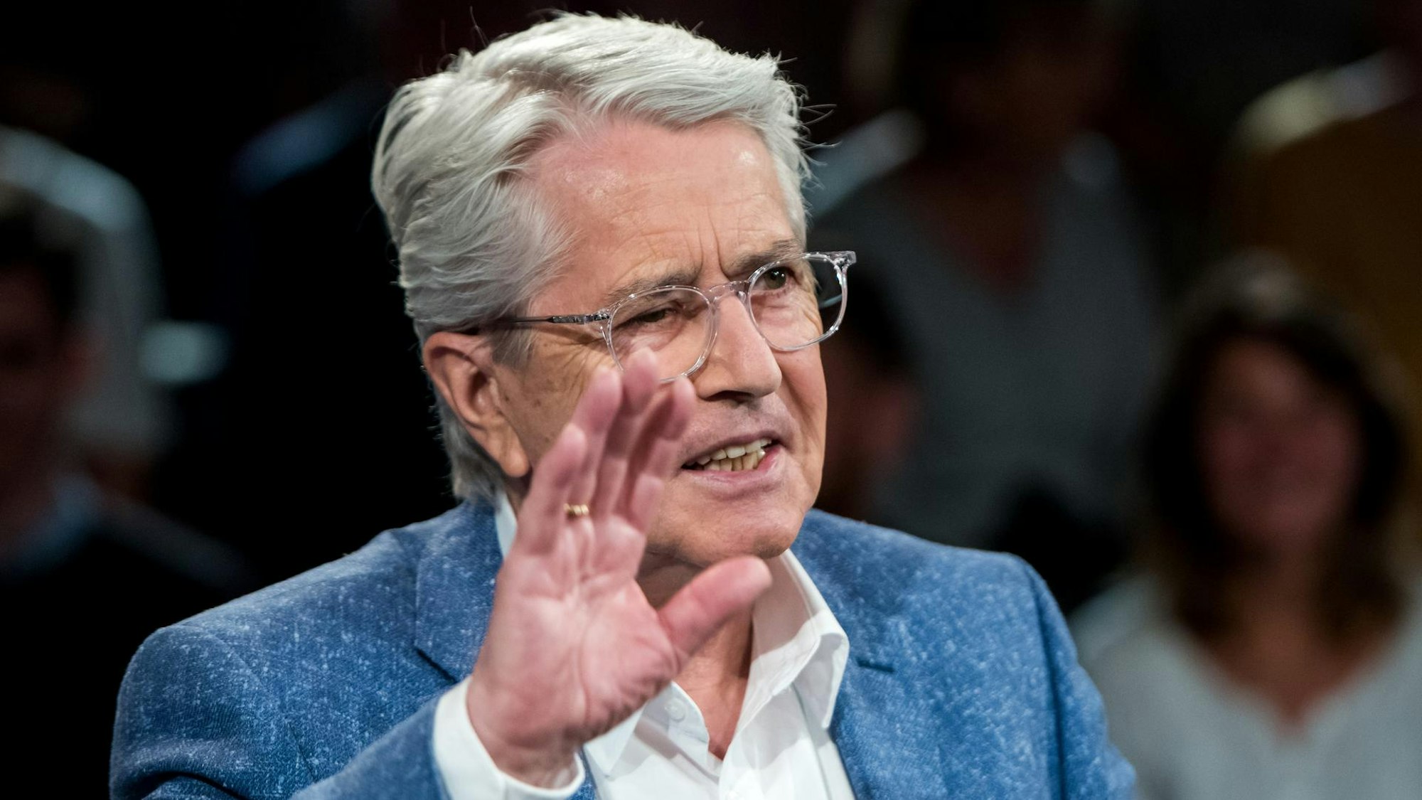 Moderator Frank Elstner