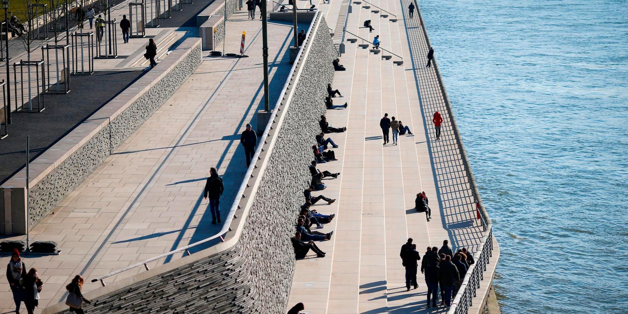 Köln_Rheinboulevard_Deutz_Banneyer