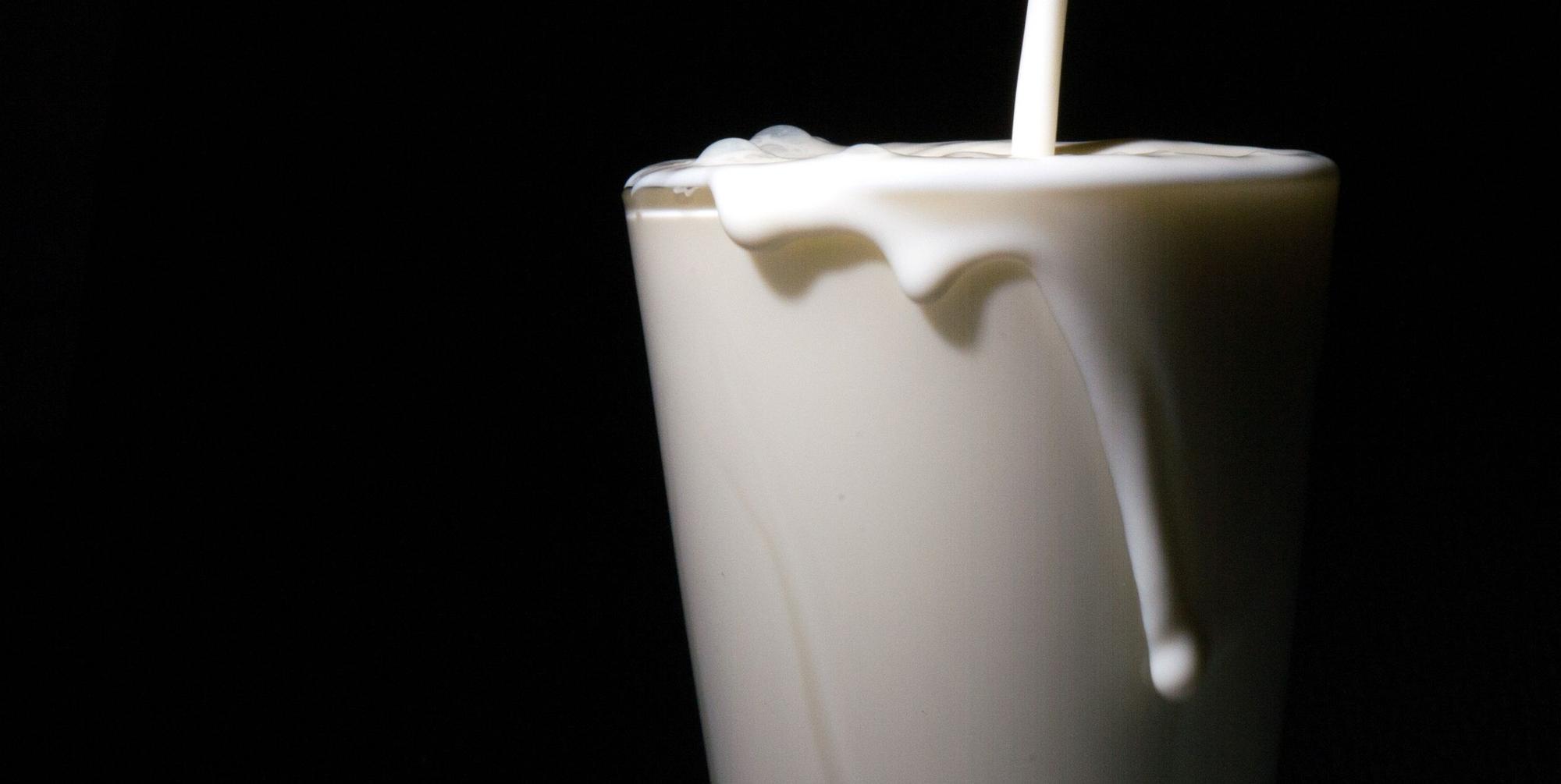 Vegane_Milch_Glas_Header