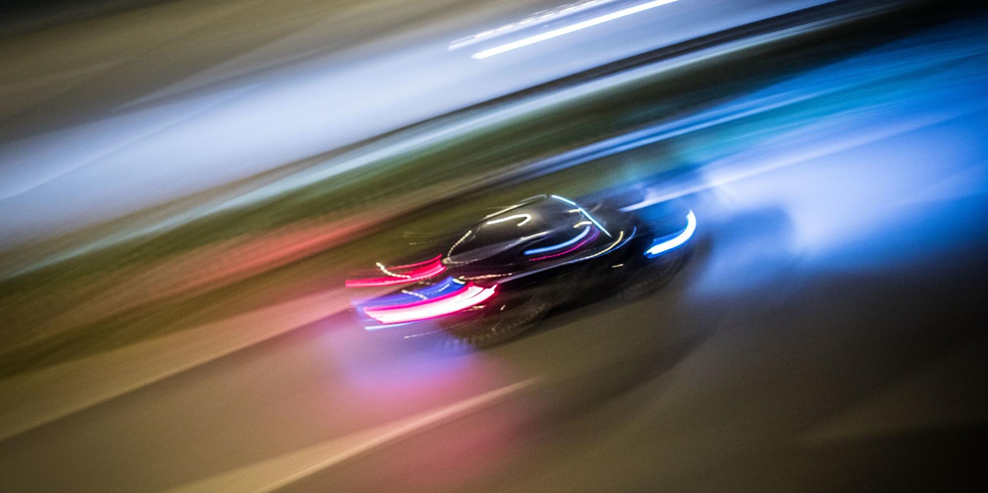 Illegales Autorennen in Duisburg