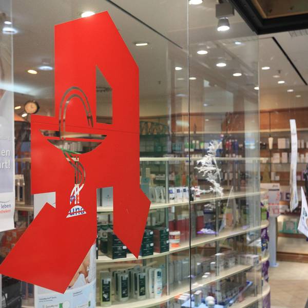 Apotheke Symbol 241220
