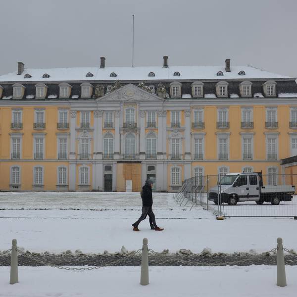 Schloss brühl bei Schnee 310119