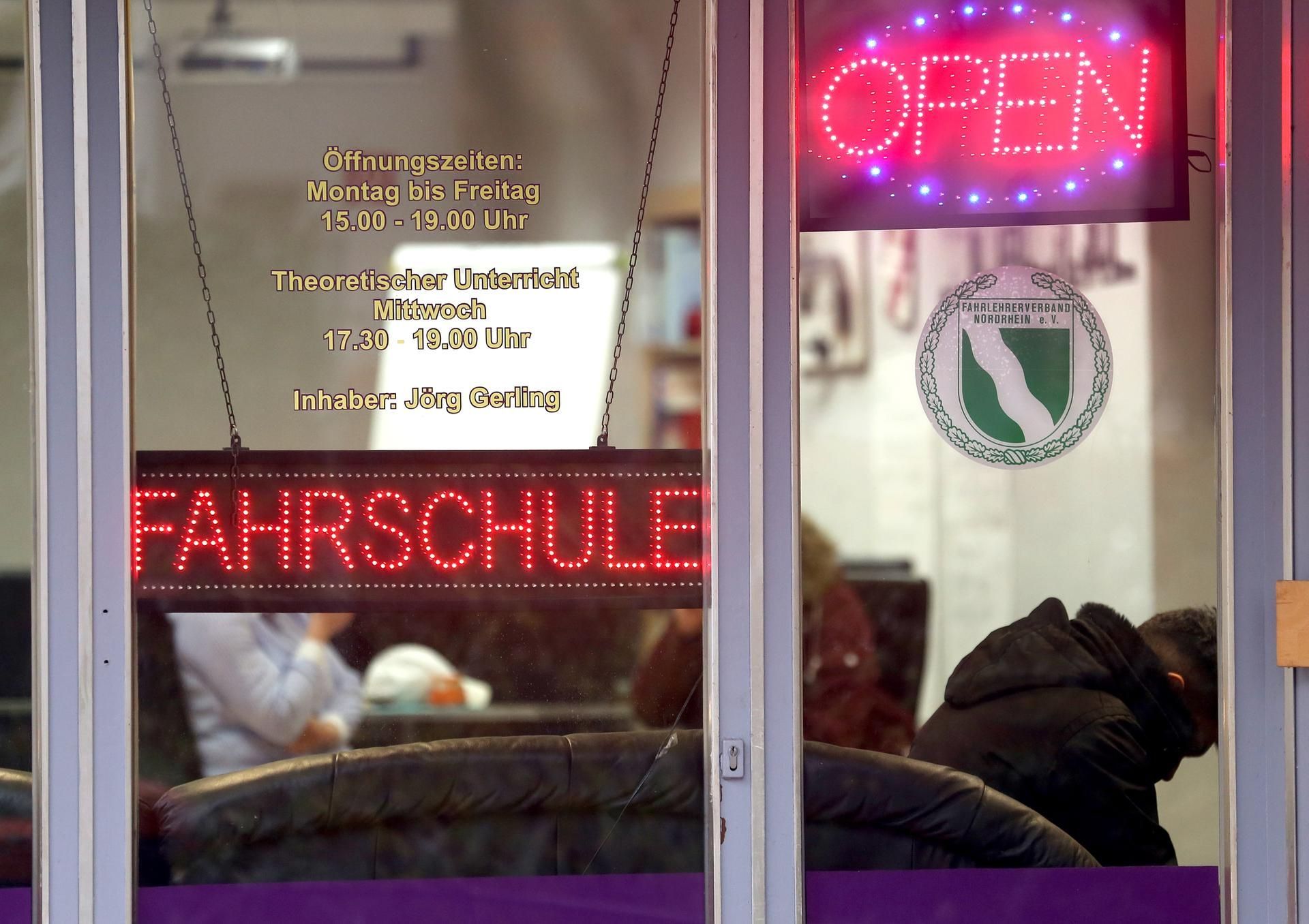 Fahrschule_Außen