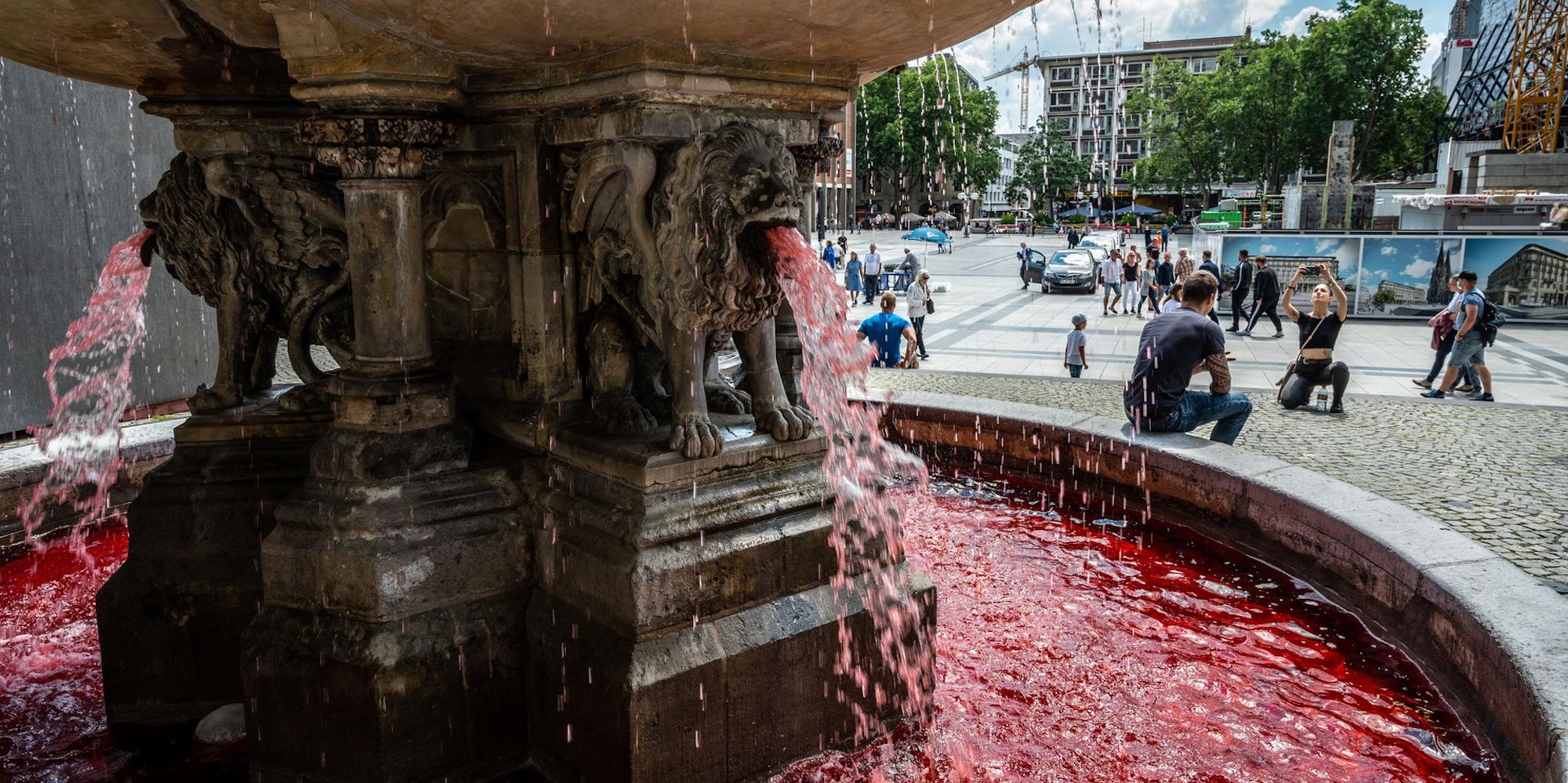 20200712-UWE-BlutroteBrunnenDom-003