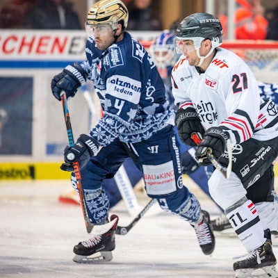 KEC gegen Roosters