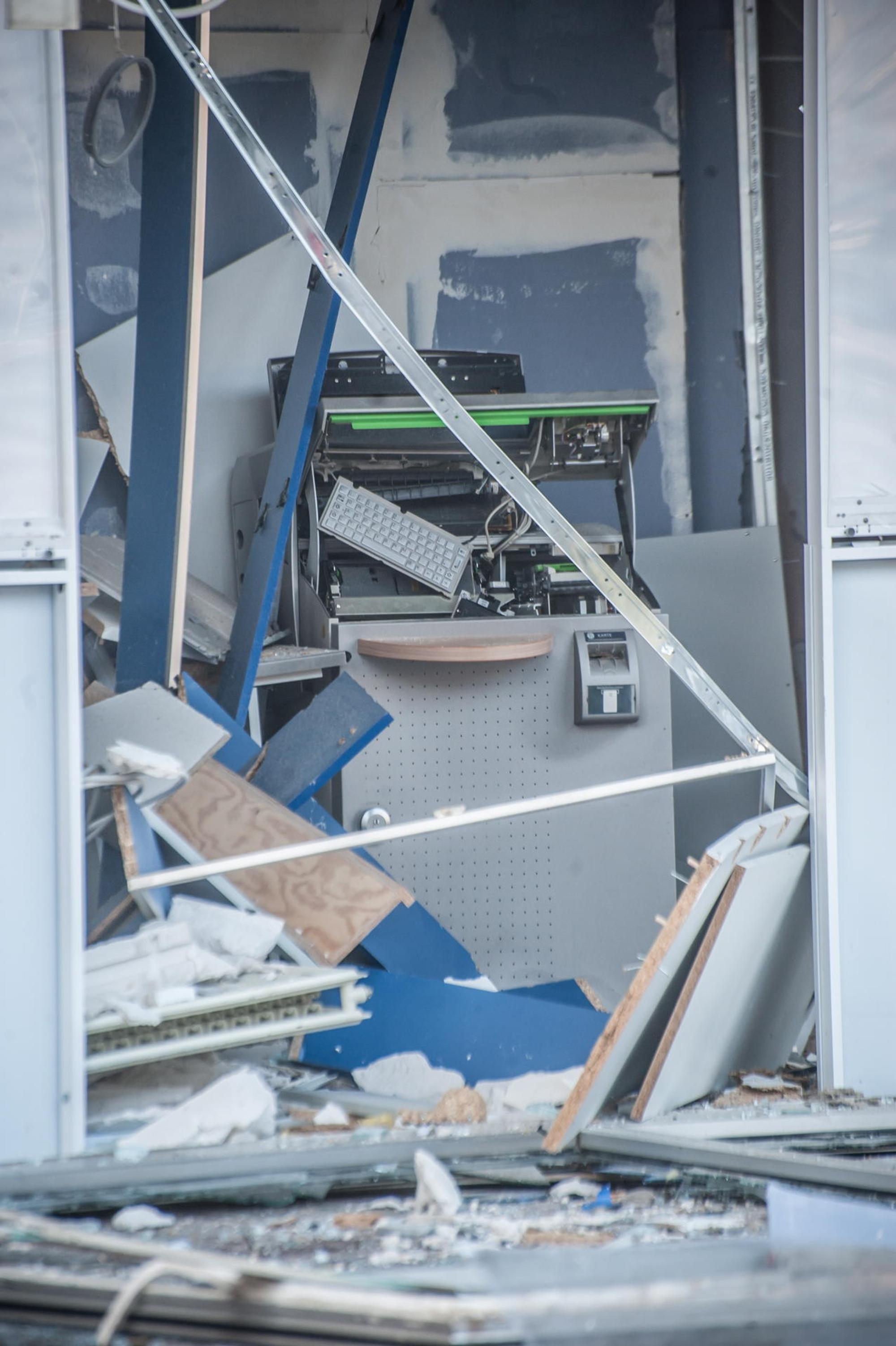 leichlingen-automatensprengung_rar_RLE_01102022ALF_8028