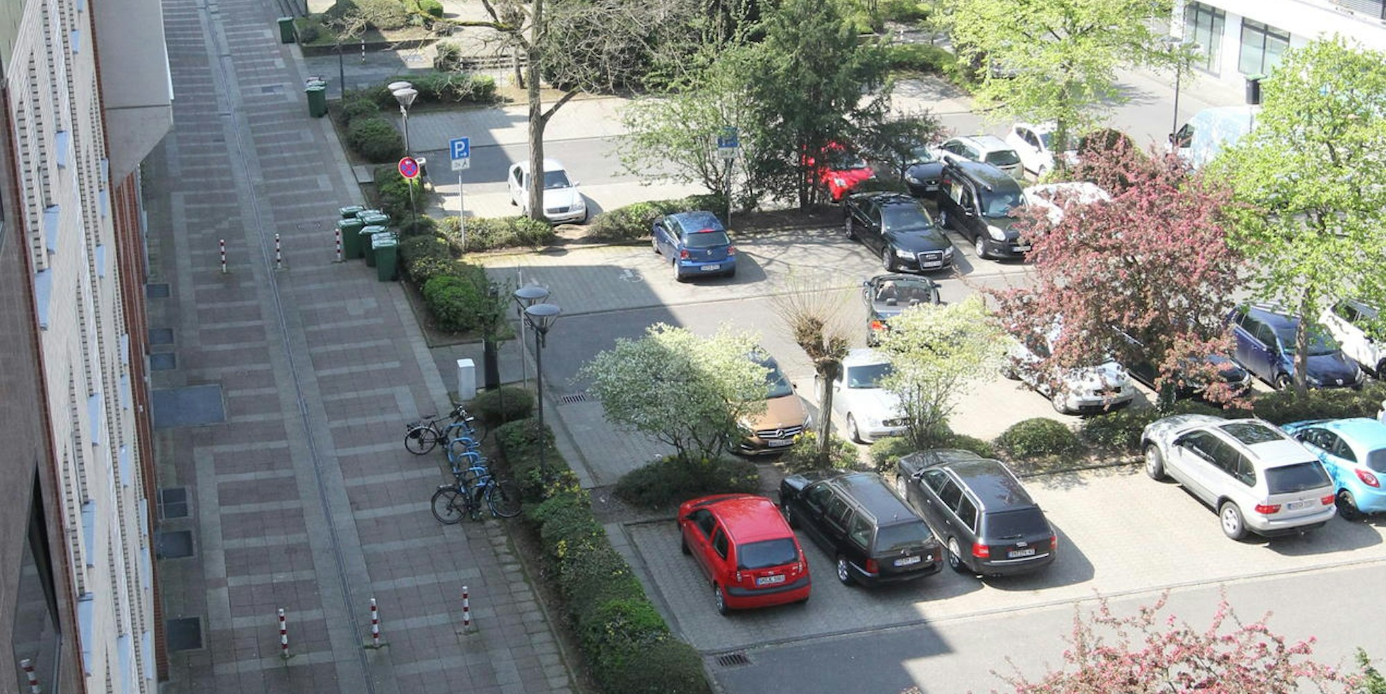 Pfarrer-Kenntemich-Platz