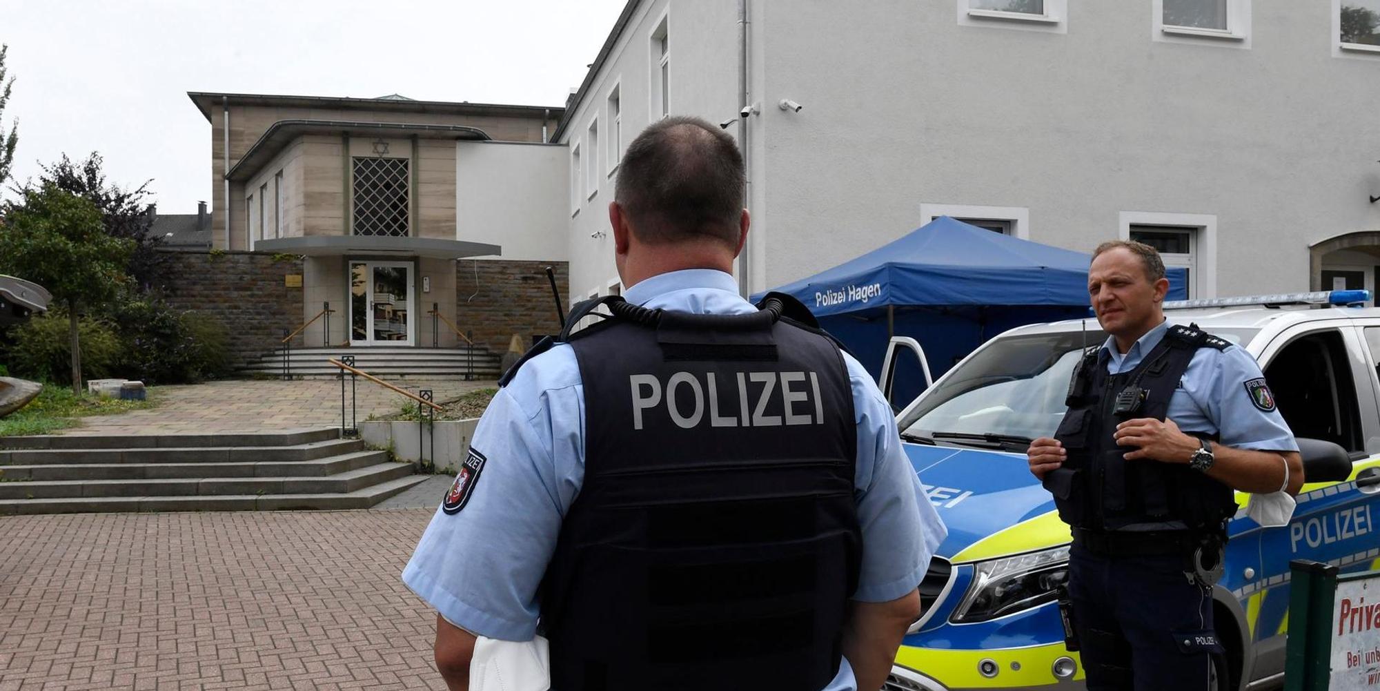 Polizei an der Synagoge Hagen