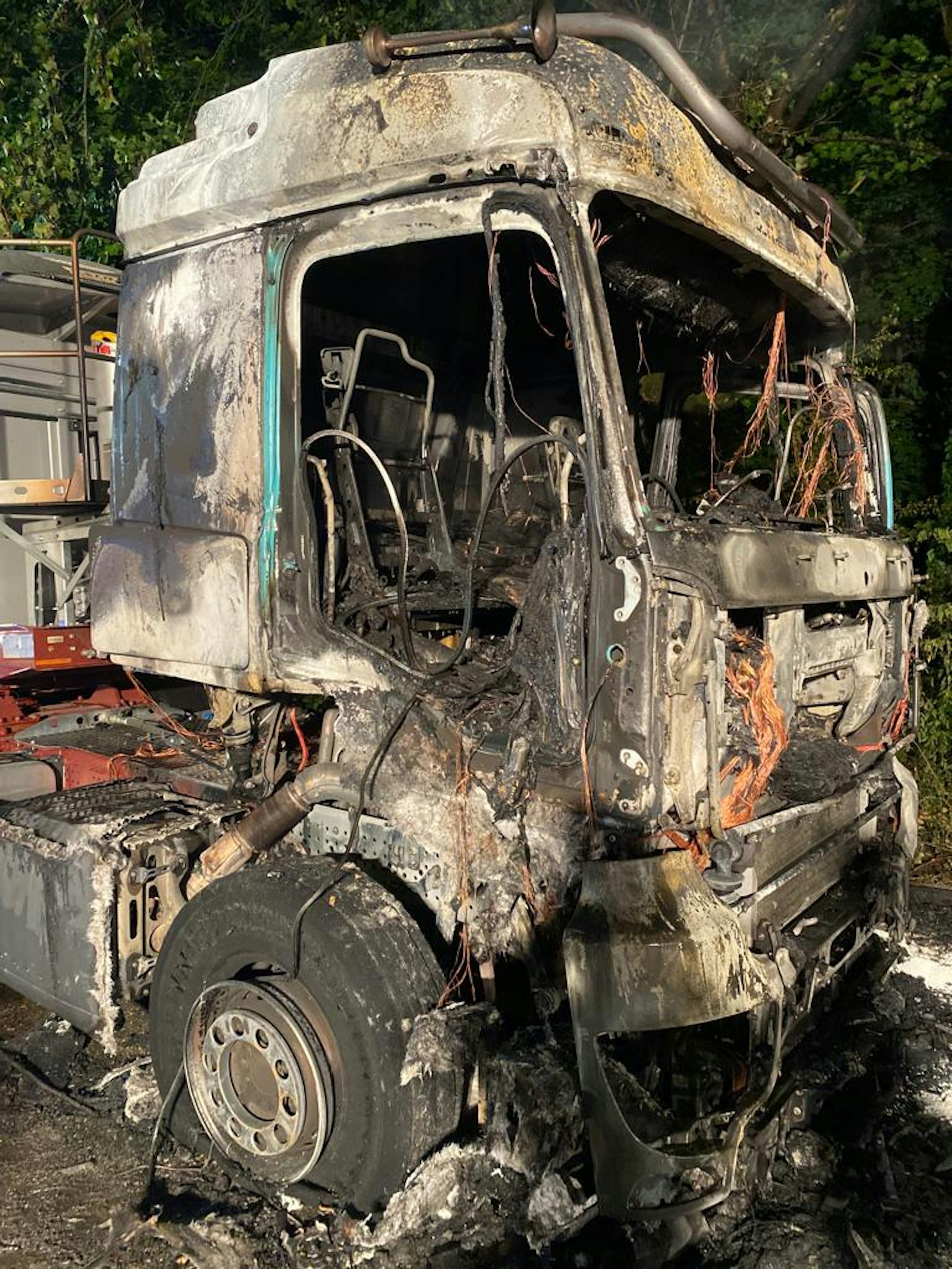 691c5b6e-d554-4ad8-bd65-692652d2dfc3