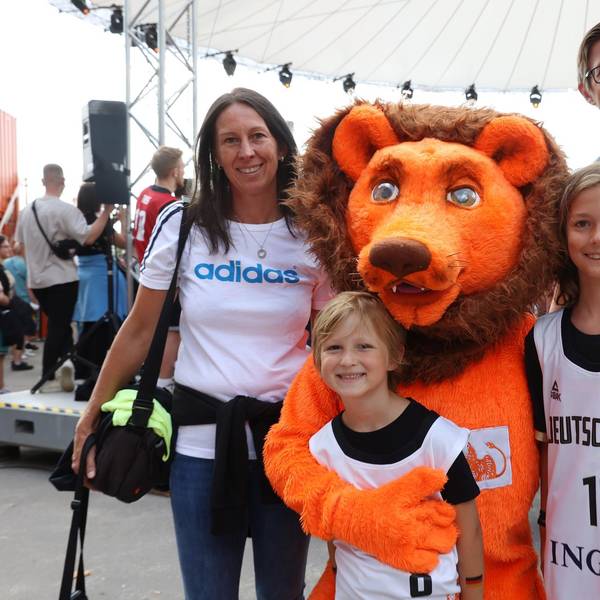 Fans Basketball-EM Goyert 1
