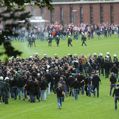 MDS-KSTA-2014-10-02-71-74831379