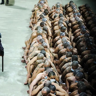 El Salvador Häftlinge 1