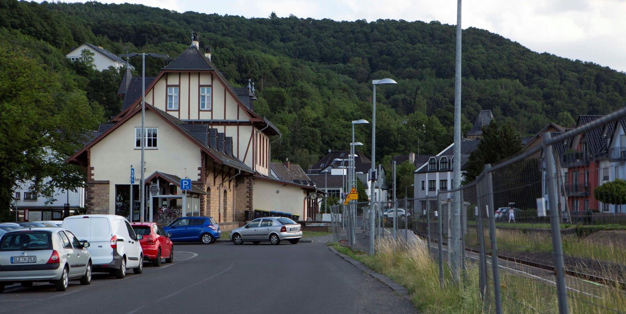 bam-bahnhof1