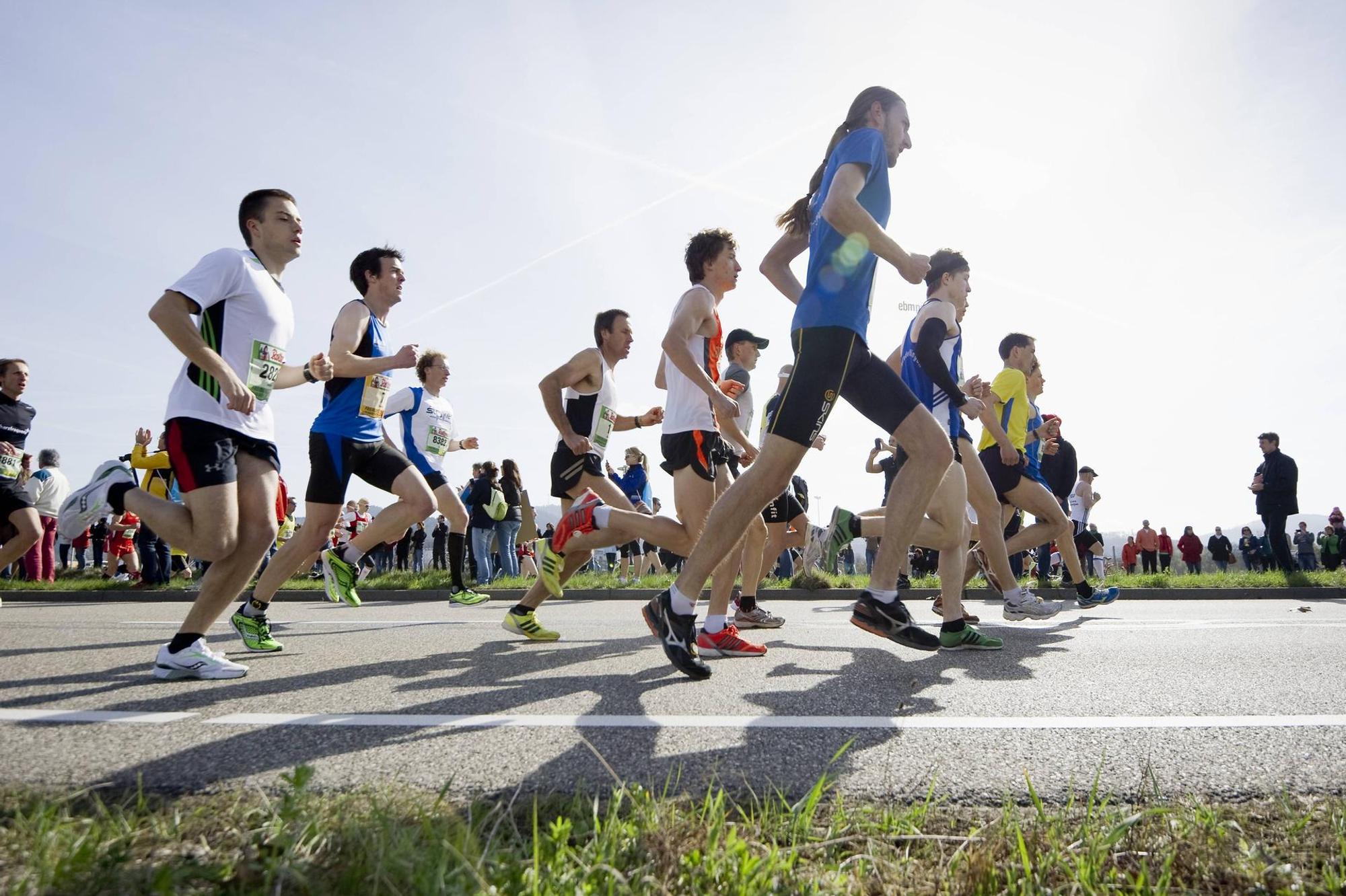 Läufer Marathon Wettkampf imago