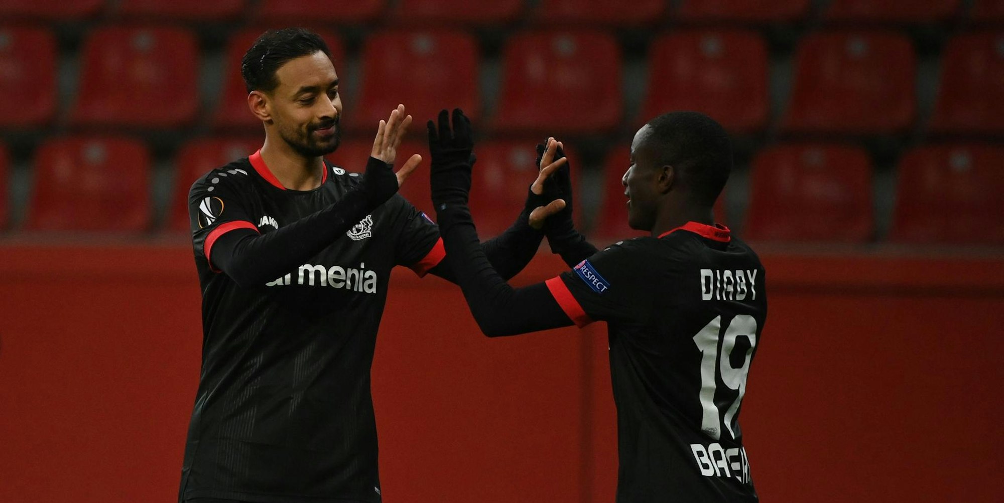 66709B19-3E1F-4AD1-94F2-DF0FCD9246A7