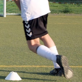 Junger_Fussballspieler