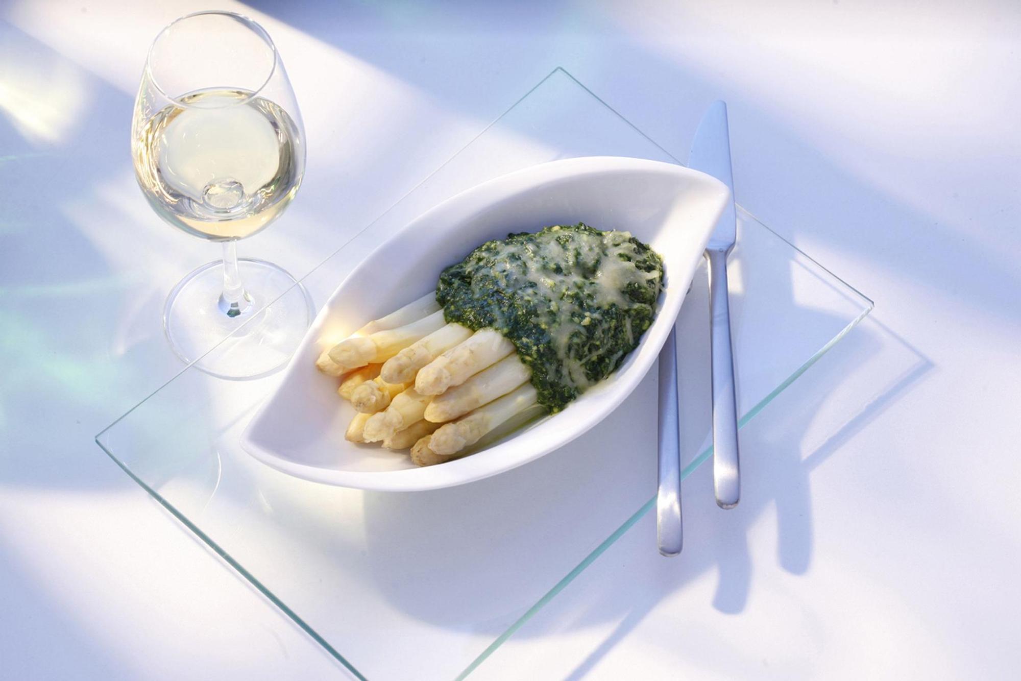 spargel mit gruener sosse