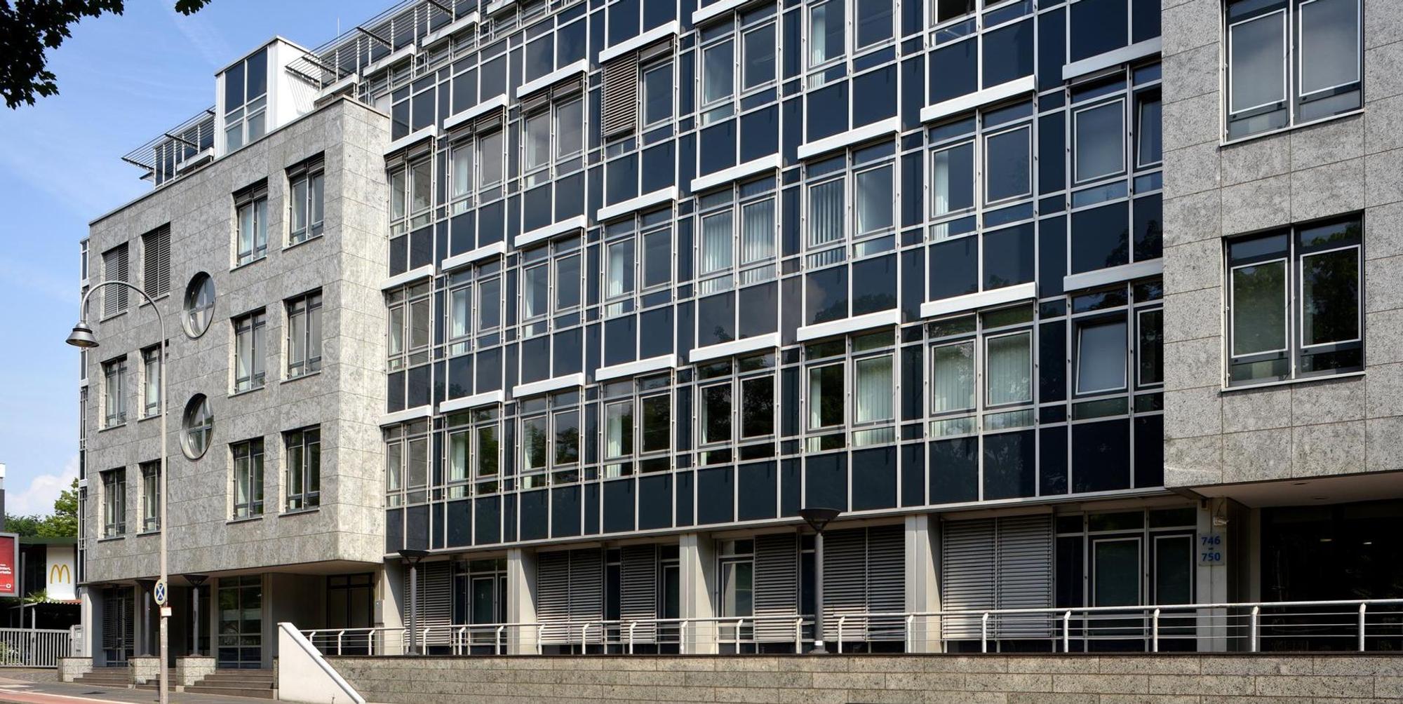 Gymnasium Aachener Straße 1