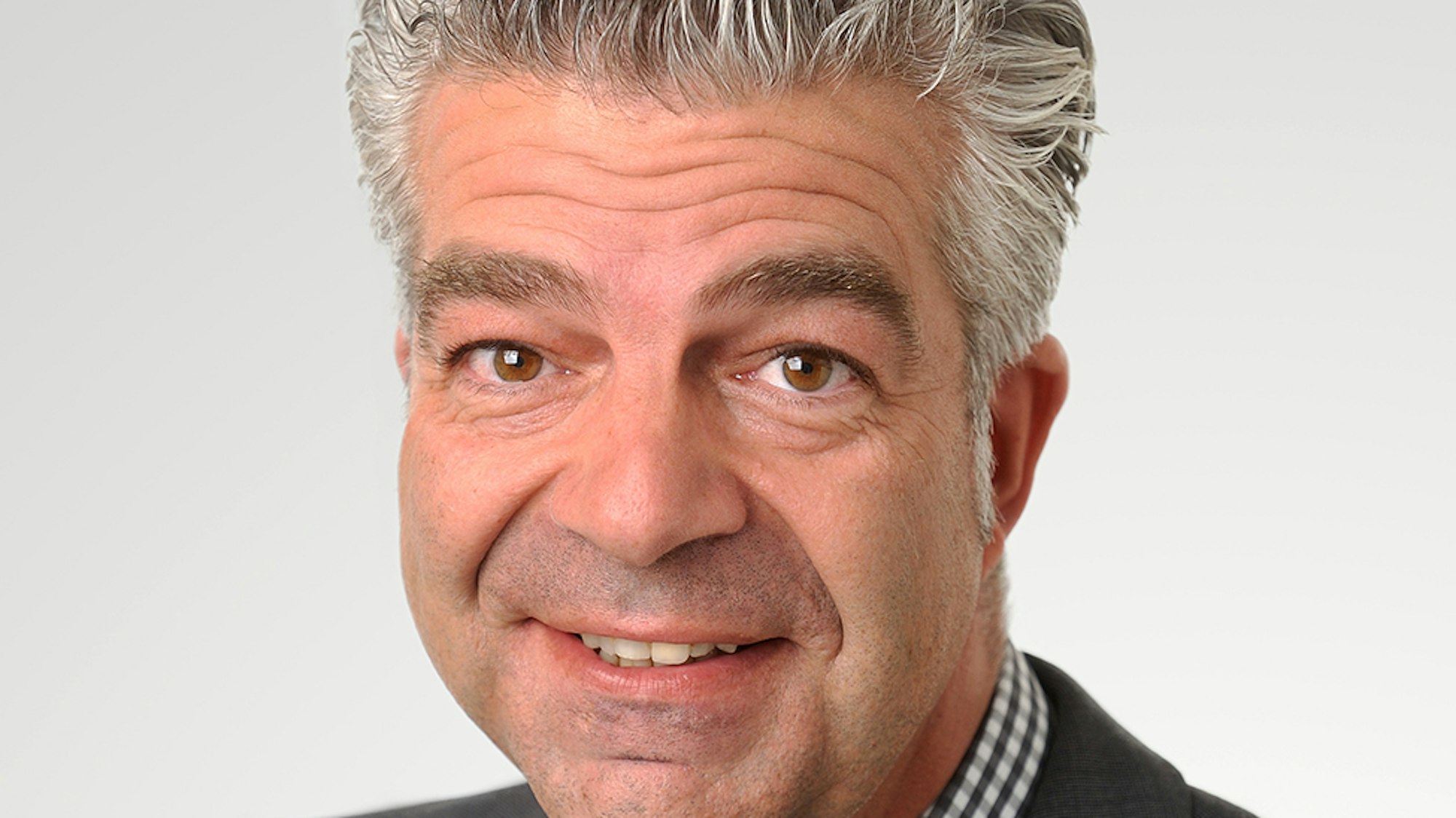 Stephan David Küpper ist Pressesprecher beim Blutspendedienst West des Deutschen Roten Kreuzes (DRK).