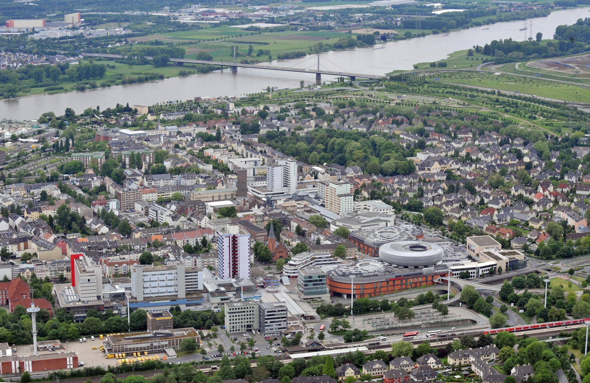 leverkusen-city-Luftbild-ALF_8022