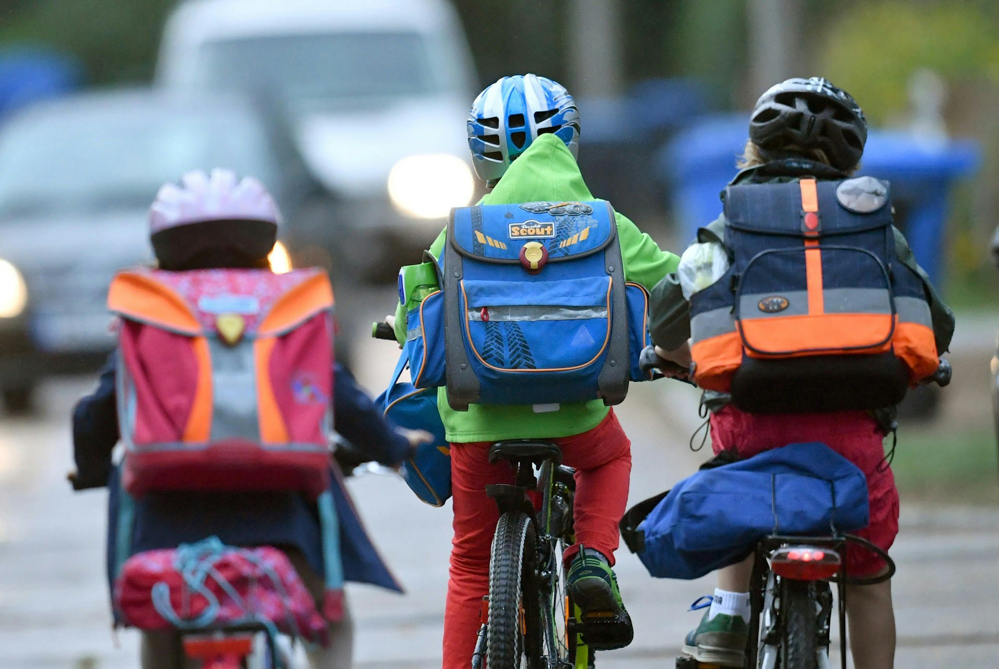 fahrradfahren helme kinder