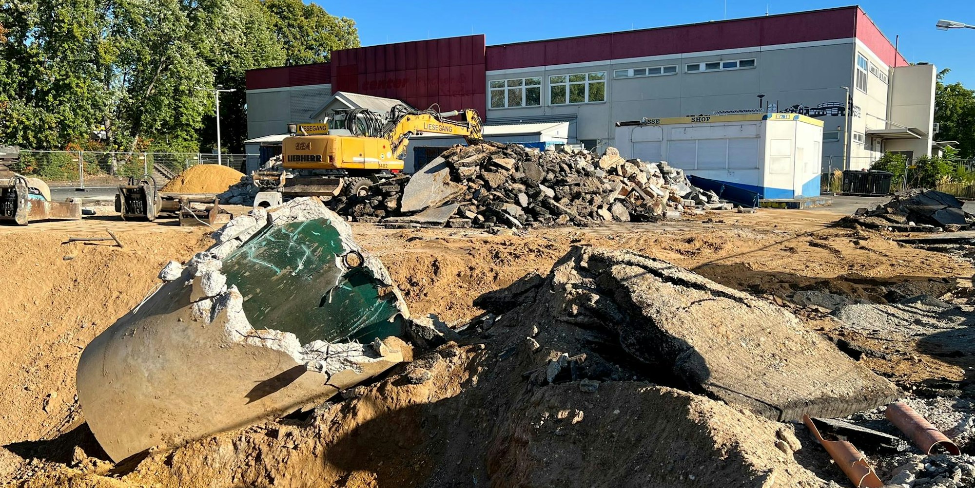 le-Abriss-Tanke-Edeka-Kueppersteg