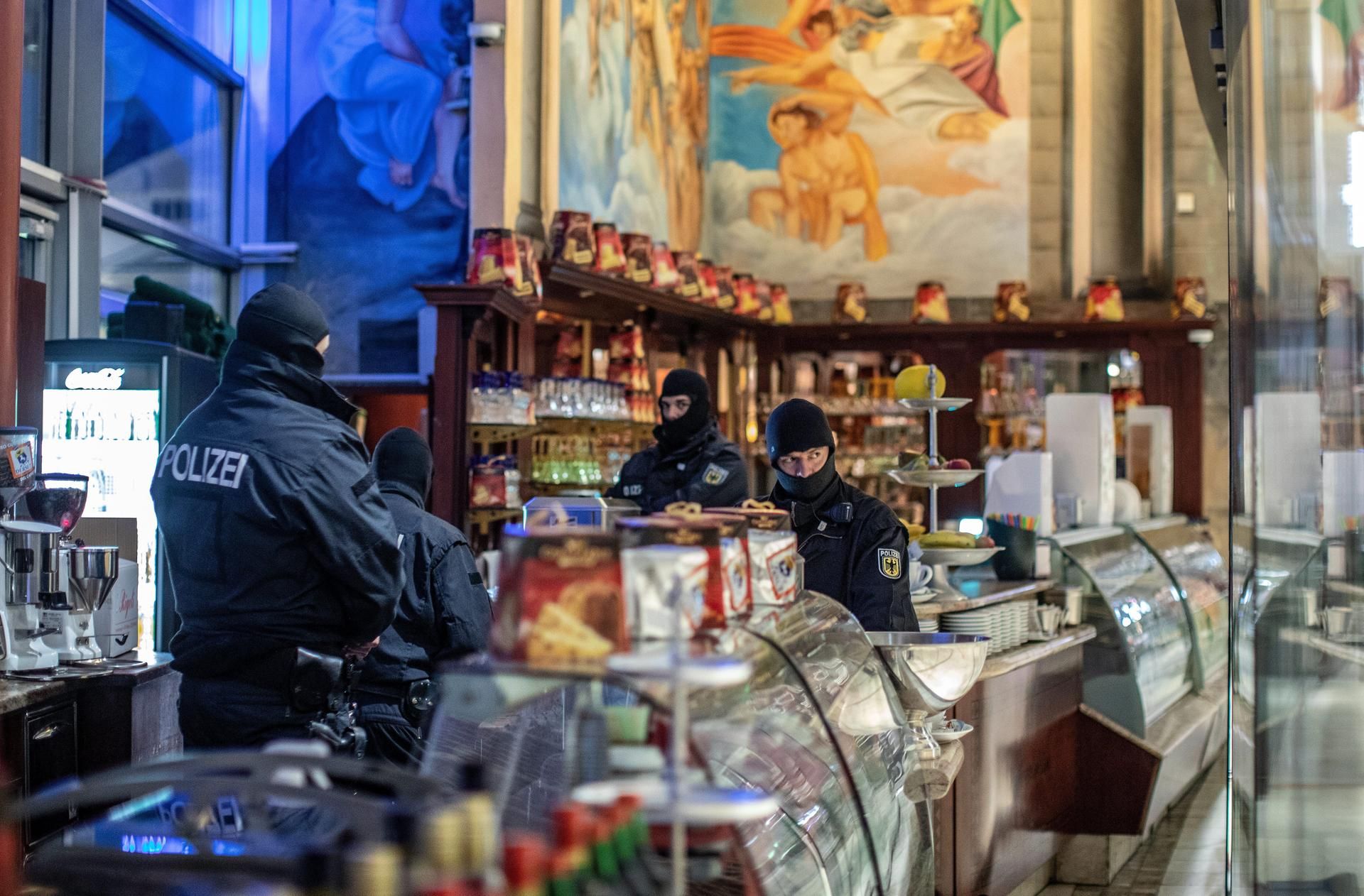 Polizisten Razzia Duisburg