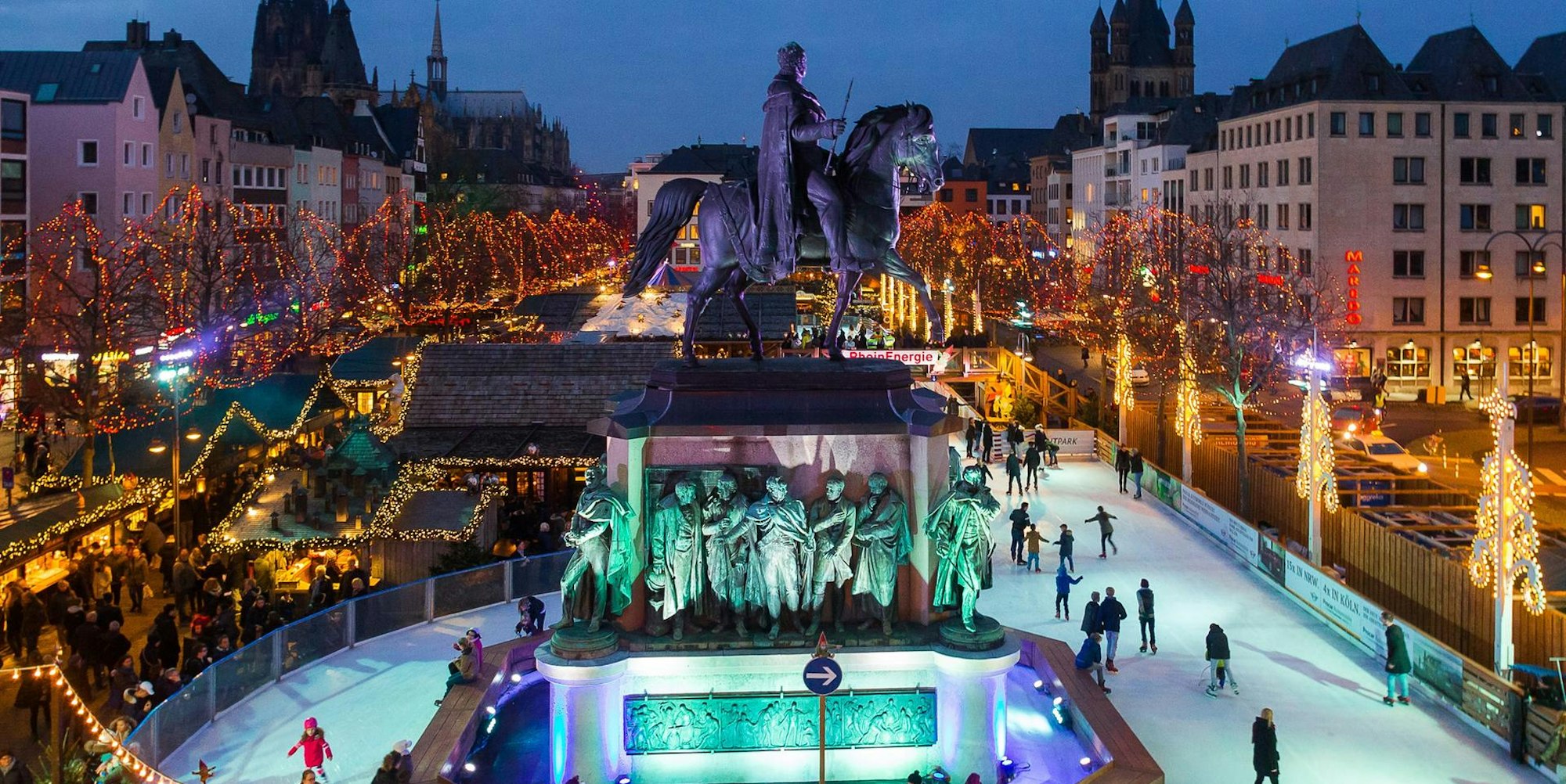 Weihnachtsmarkt Heumarkt Schmülgen