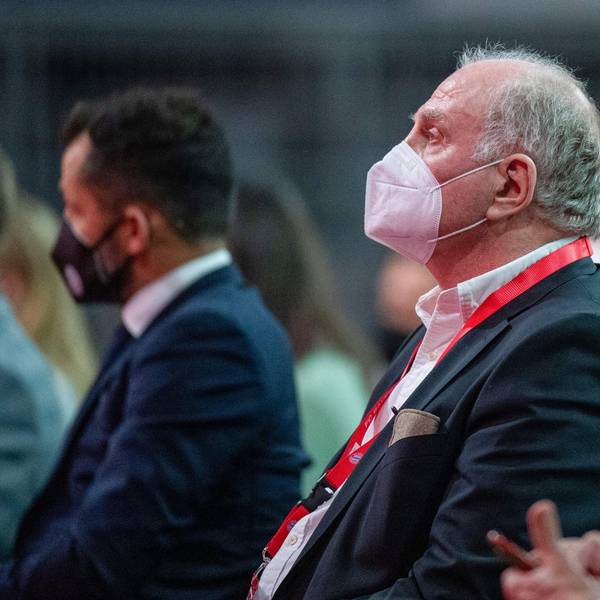 Hoeneß bei JHV