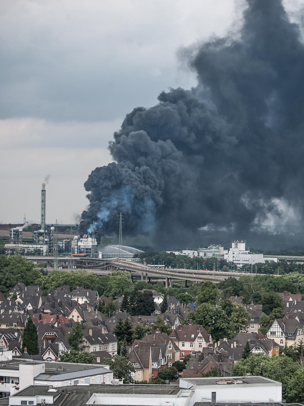 Bürrig Explosion Abwasser Leverkusen Currenta