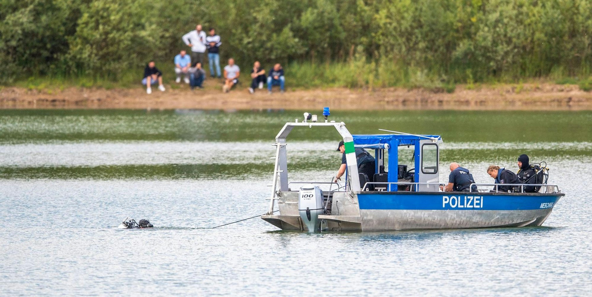 Kiesteich DPA 010822