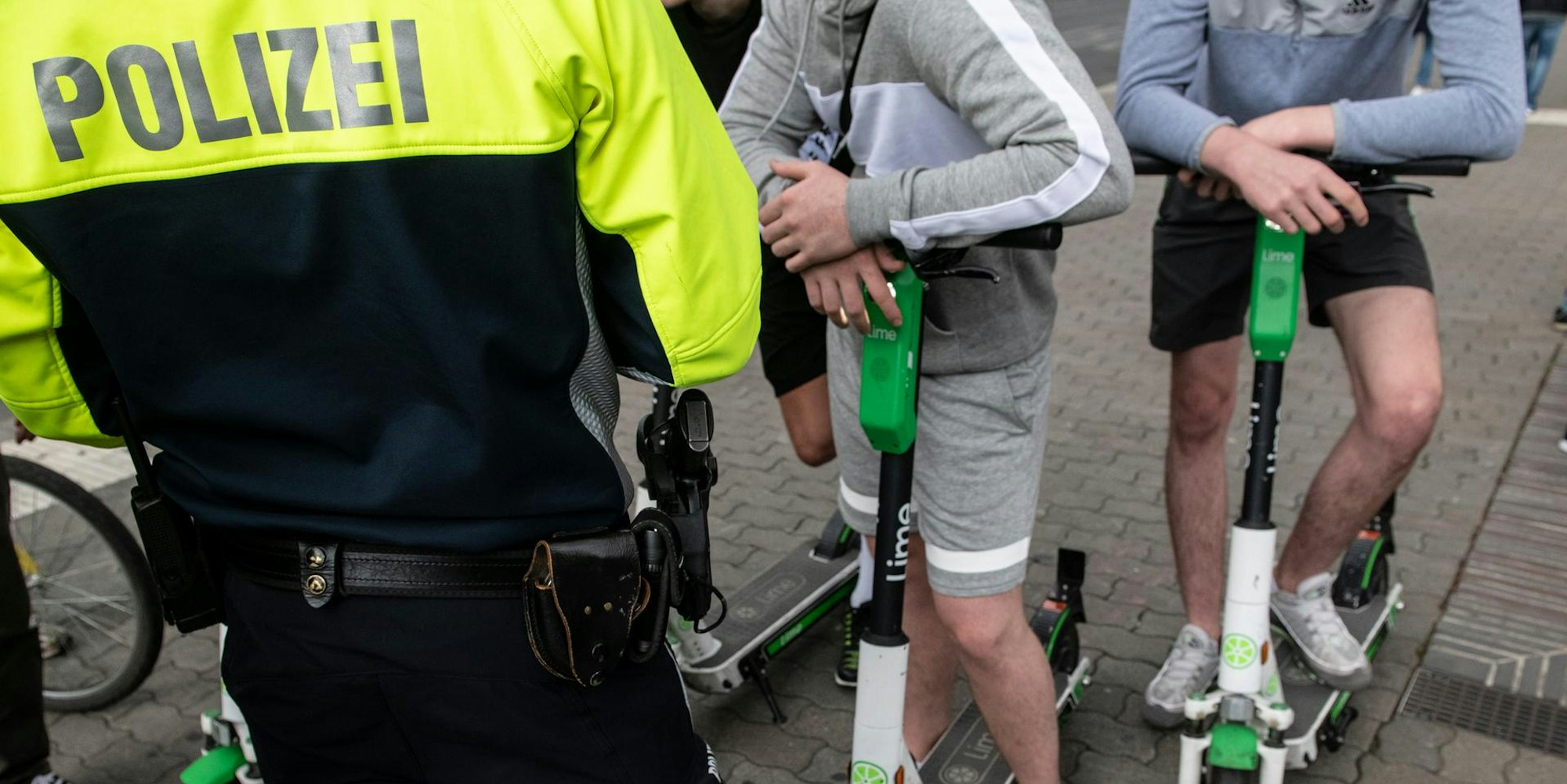 Scooter Polizei dpa