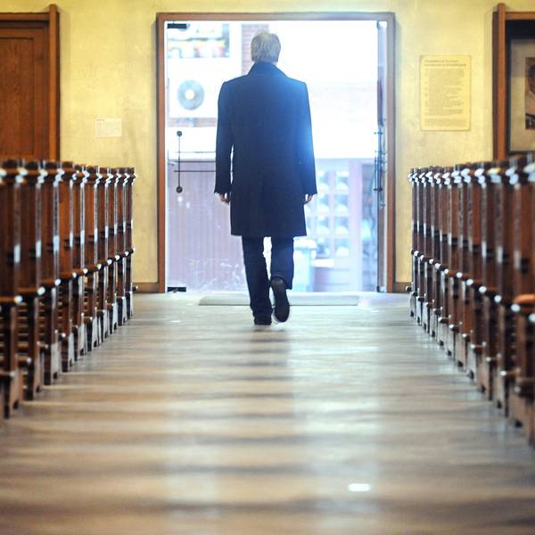Kirchenaustritt dpa