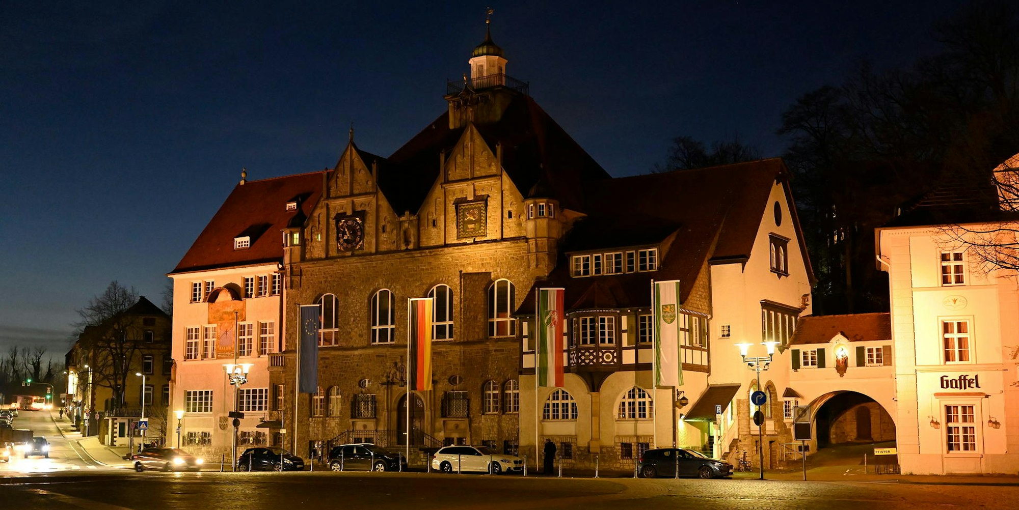 Gladbacher Rathaus Earth Hour 061021