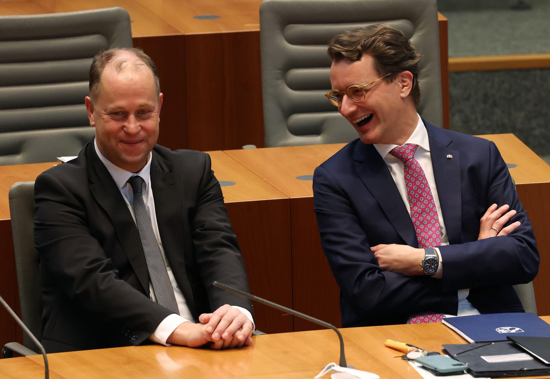 Wüst rechts
