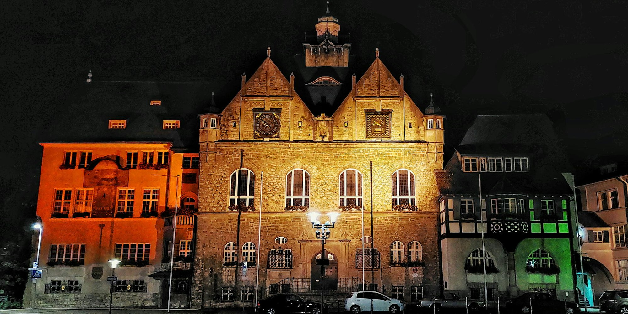 Gladbach Rathaus Landesfarben 270821