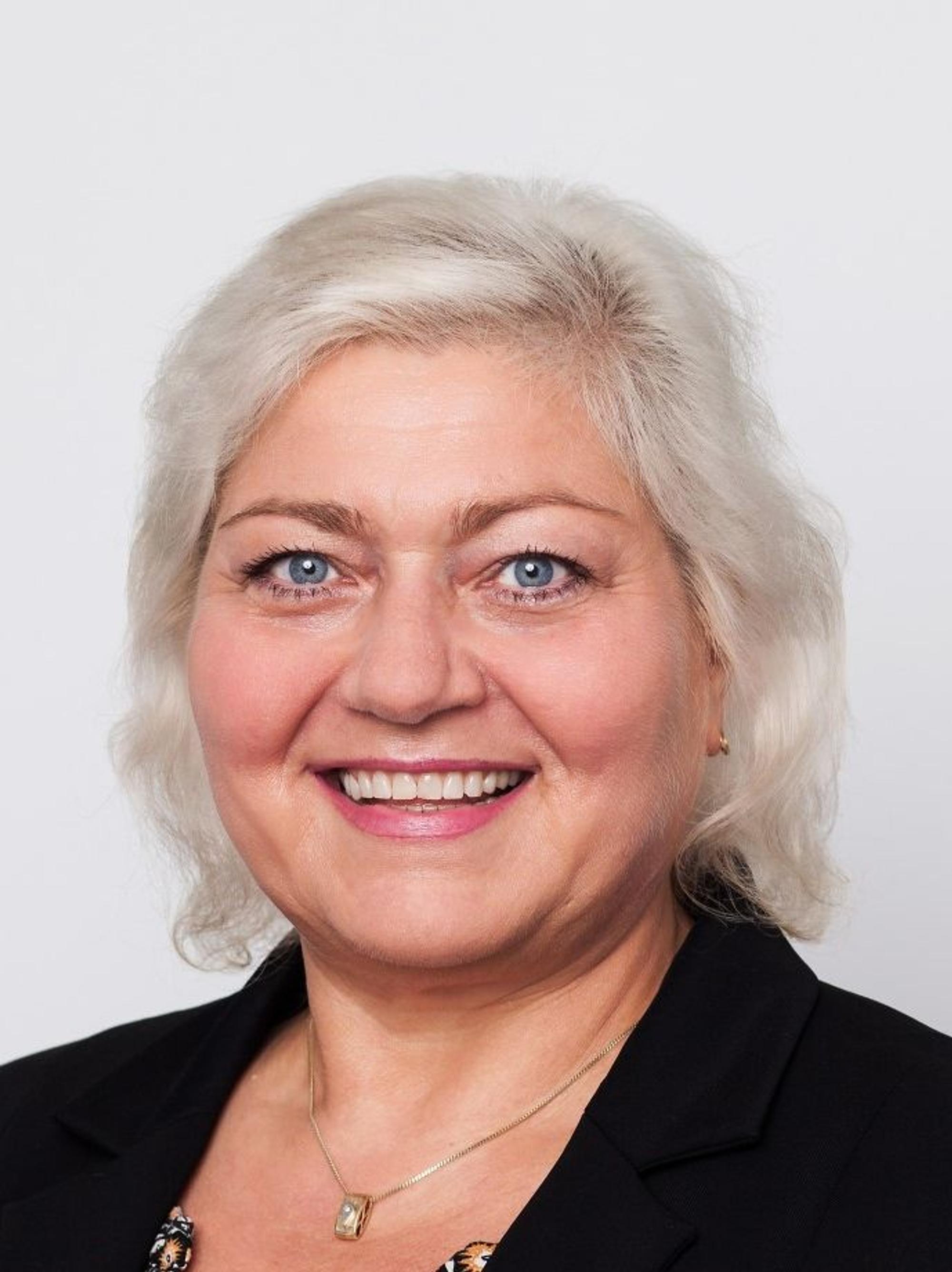 Myrle Dziak-Mahler