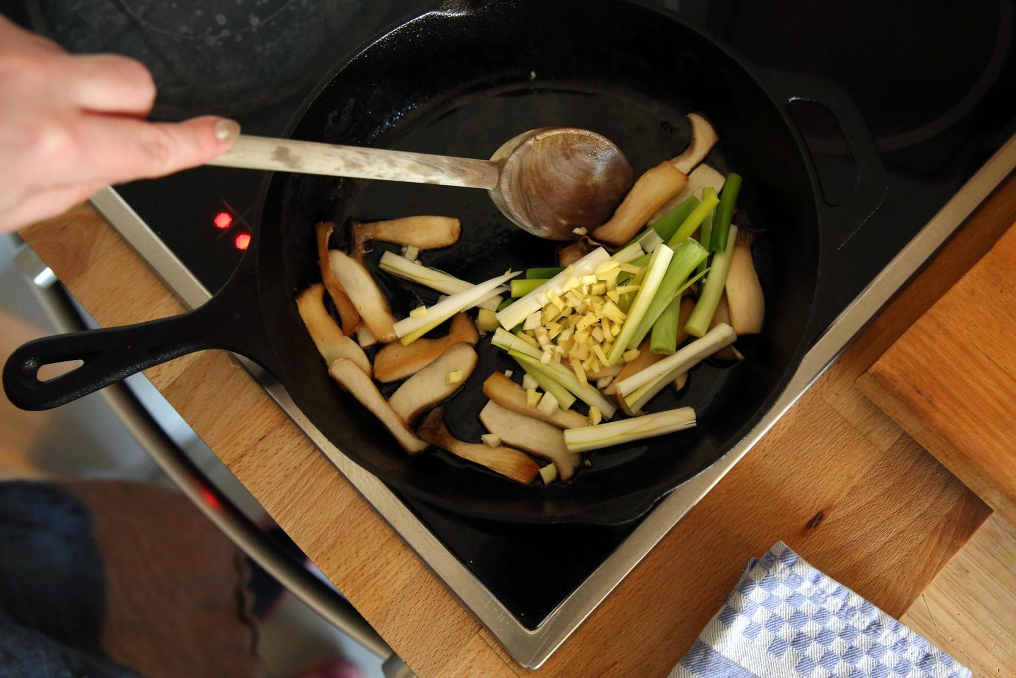 floss test kochbox pfanne