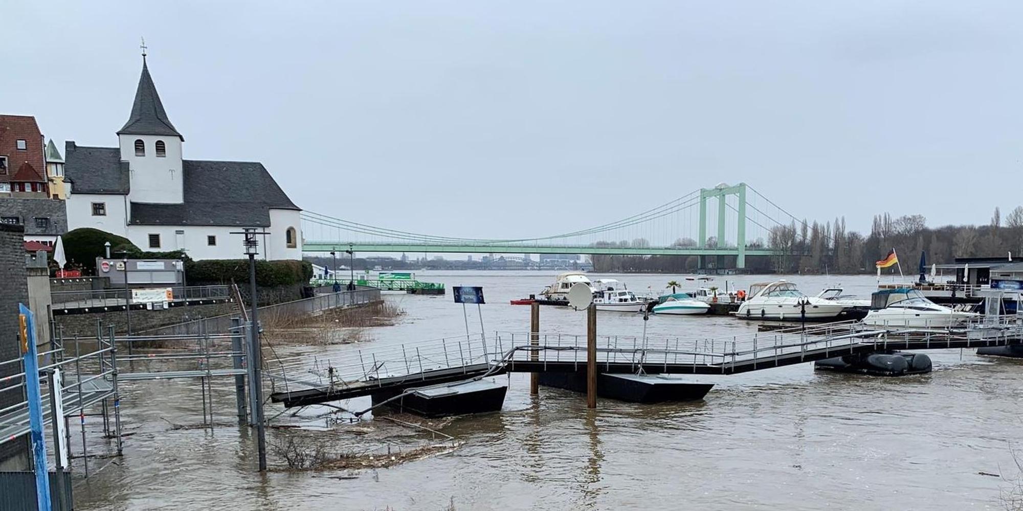 Hochwasser Rodenkirchen 1